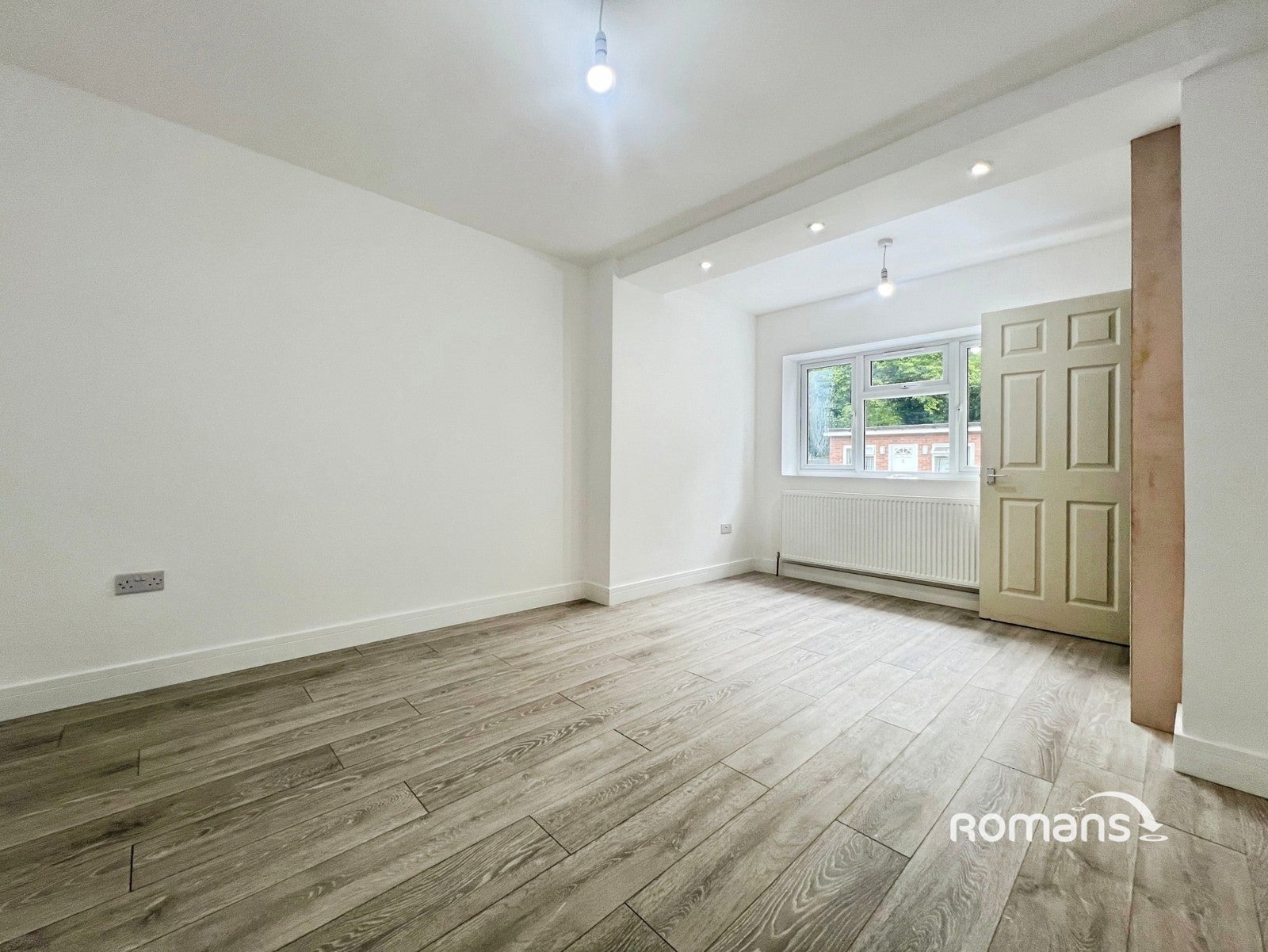 Flat Micklefield Road in Tylers Green