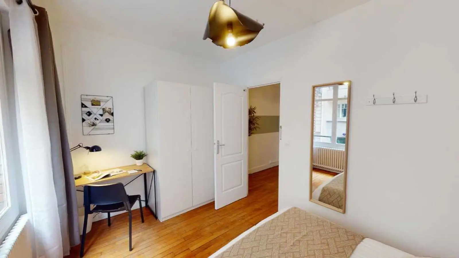 Room Boulevard de la Tour Maubourg in Paris