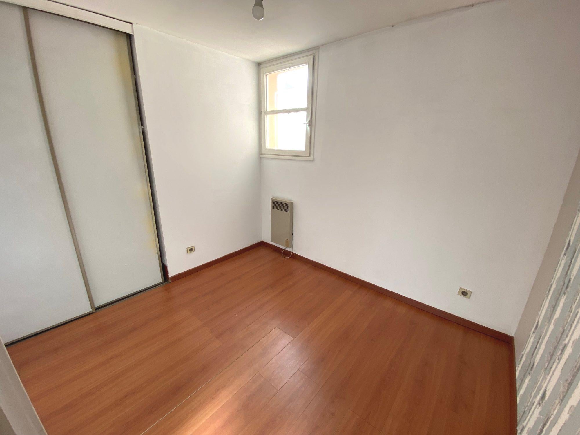 Flat Place Jean Jaurès in Romans-sur-Isère