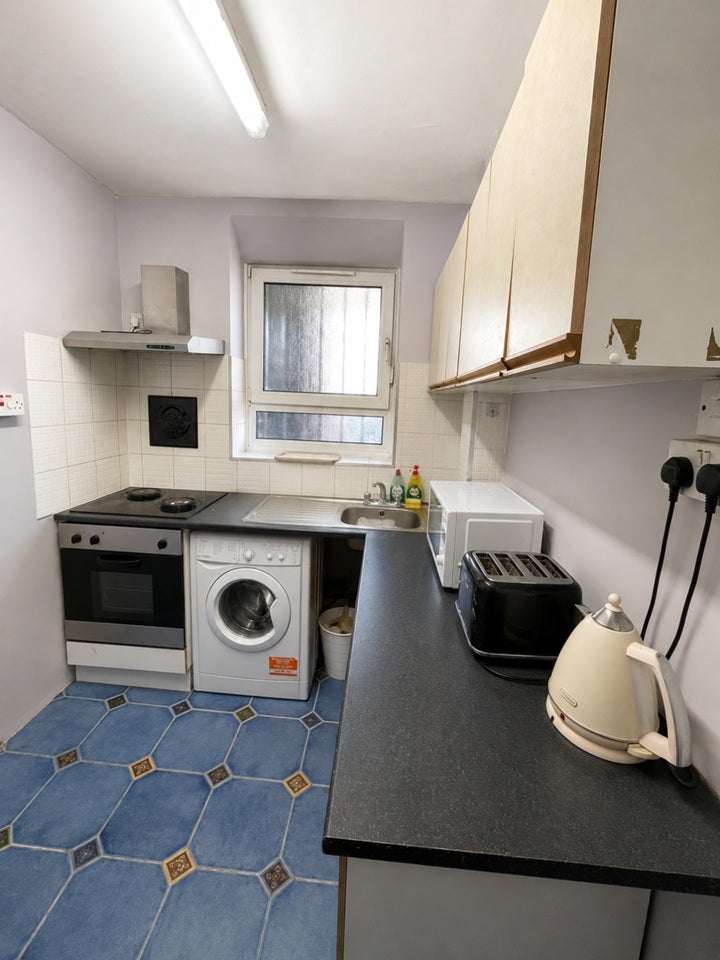 Room Darling Row in Greater London