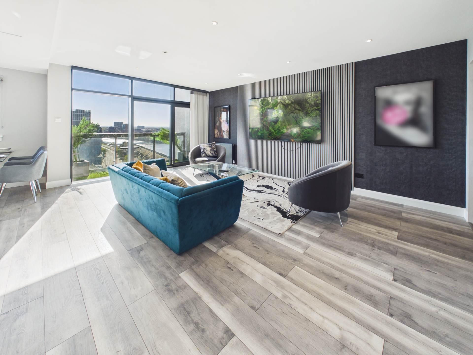 Flat Lancefield Quay in Glasgow