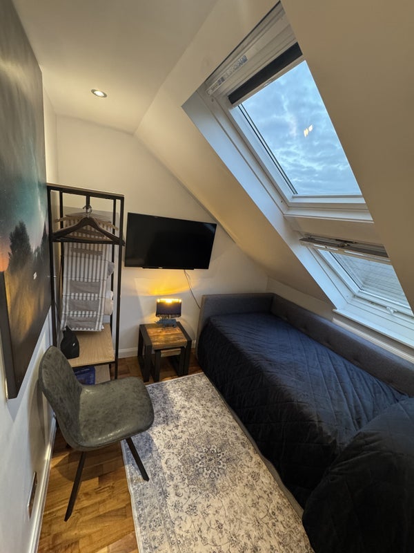 Room Craigmount Crescent in City of Edinburgh