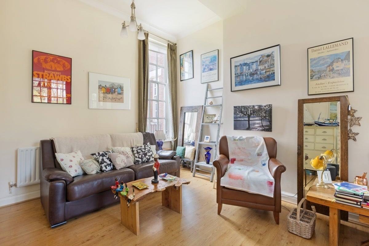 Flat Goldring Way in St Albans