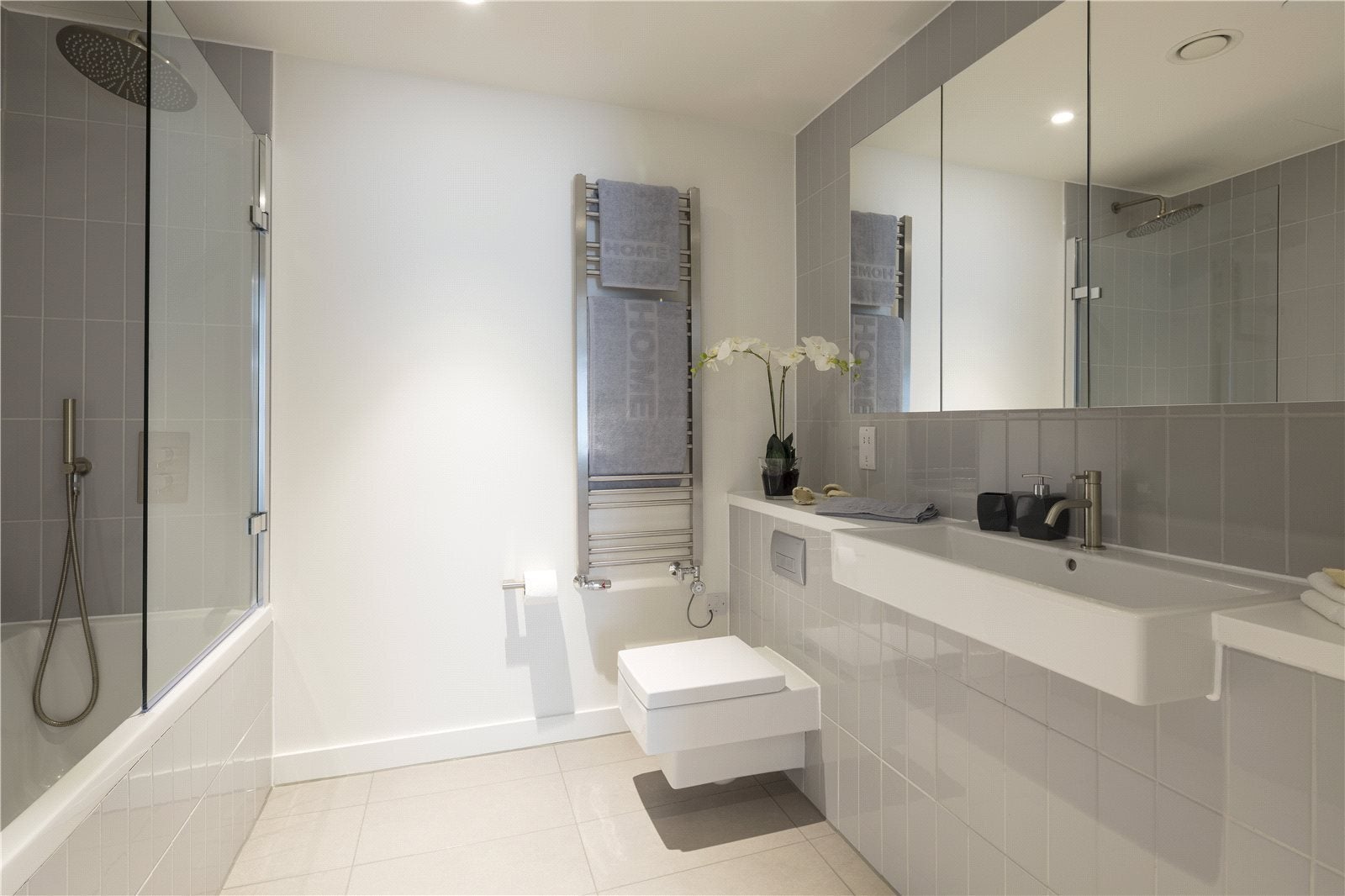 Flat Neathouse Place in City of Westminster