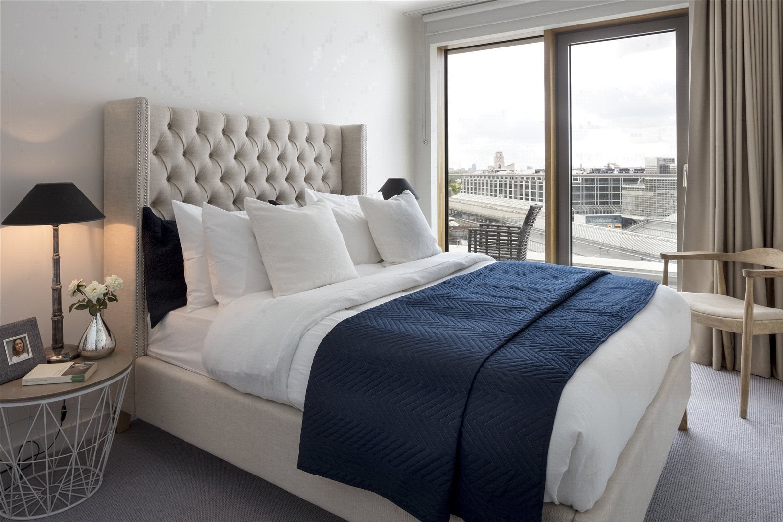 Flat Neathouse Place in City of Westminster