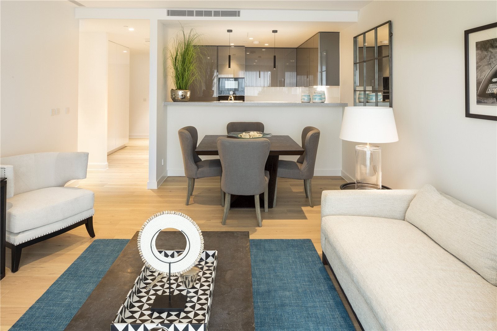 Flat Neathouse Place in City of Westminster