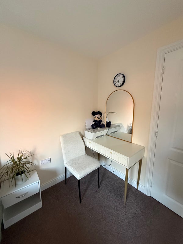 Room Herbert Road in Birmingham