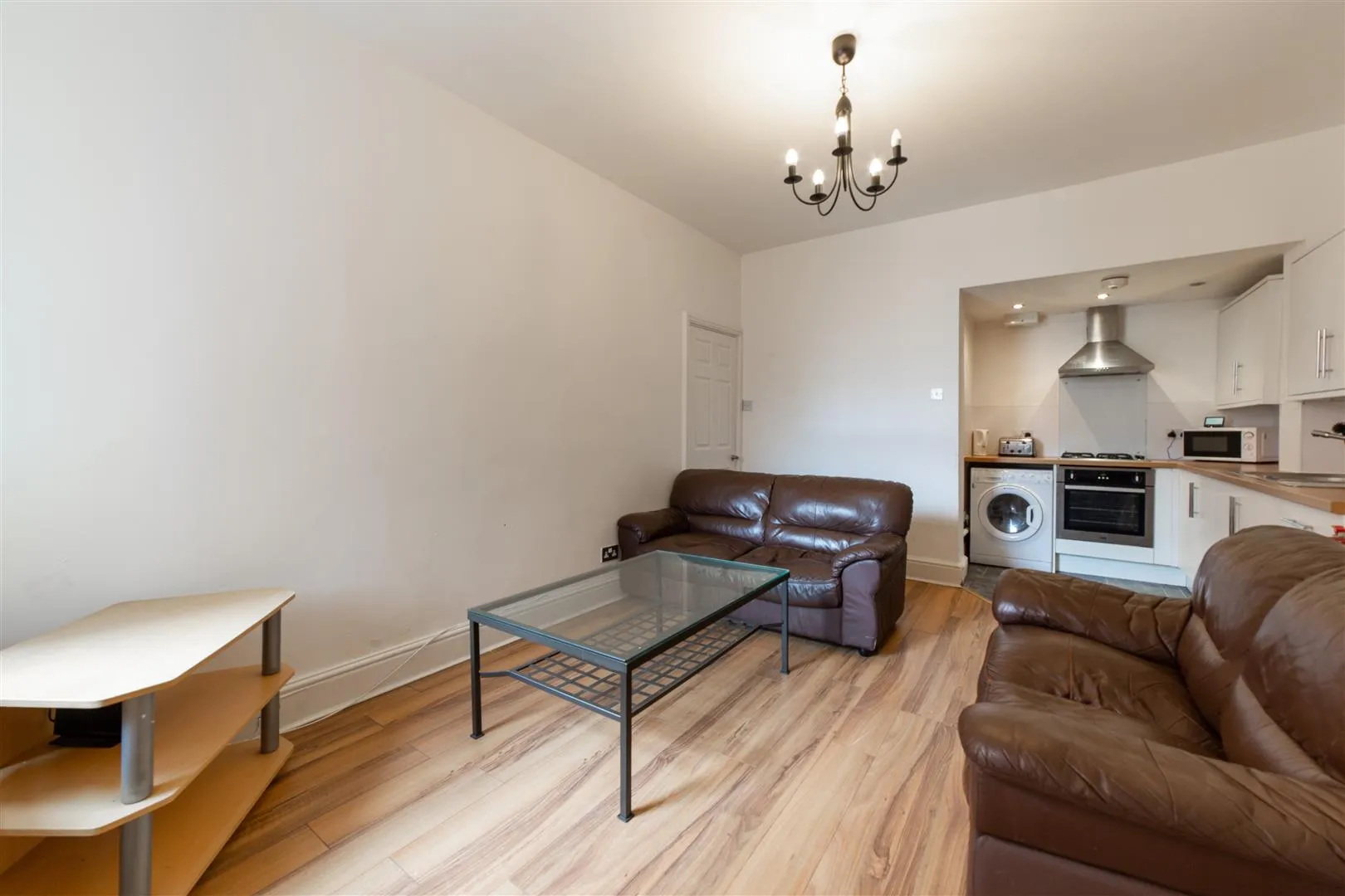 Flat Warwick Street in Newcastle upon Tyne