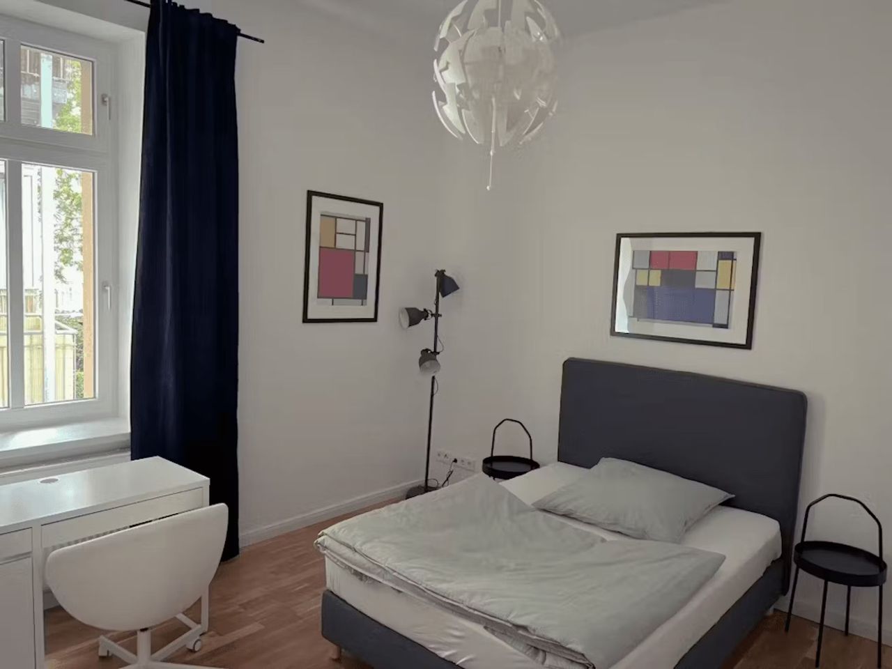 Zimmer Revaler Straße in Berlin