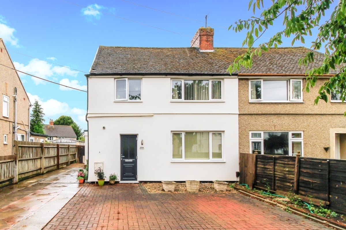 Flat Park Avenue in Cherwell District