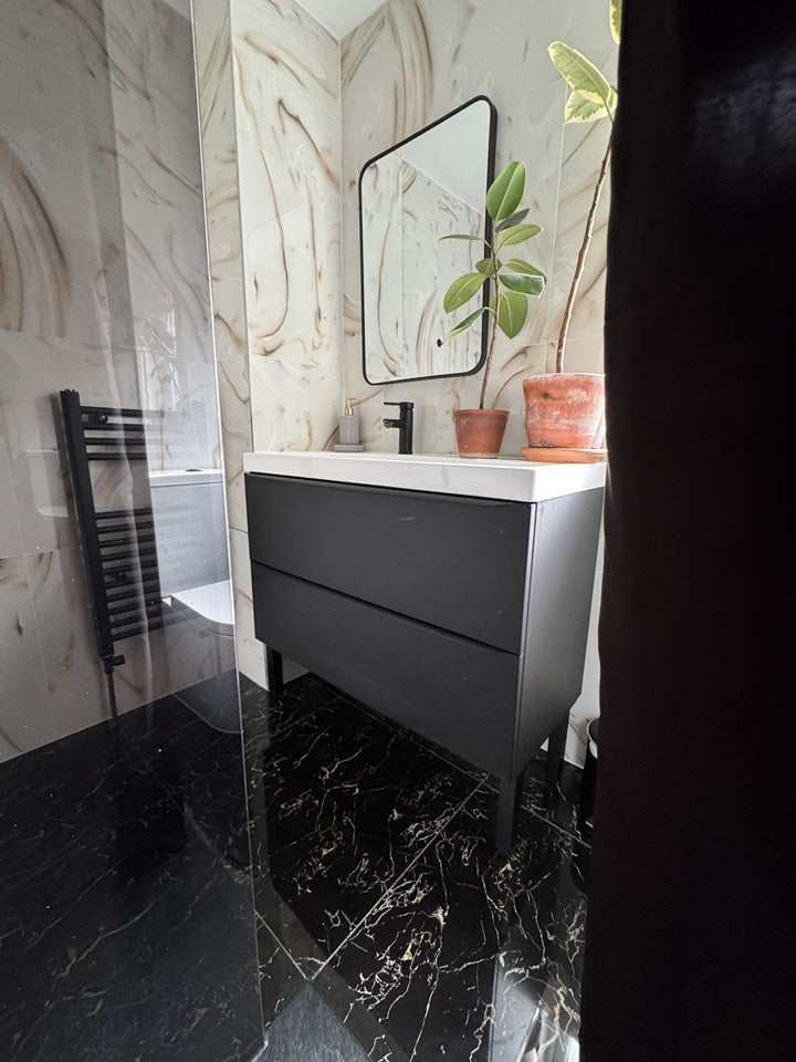 Room Basford Way in Windsor