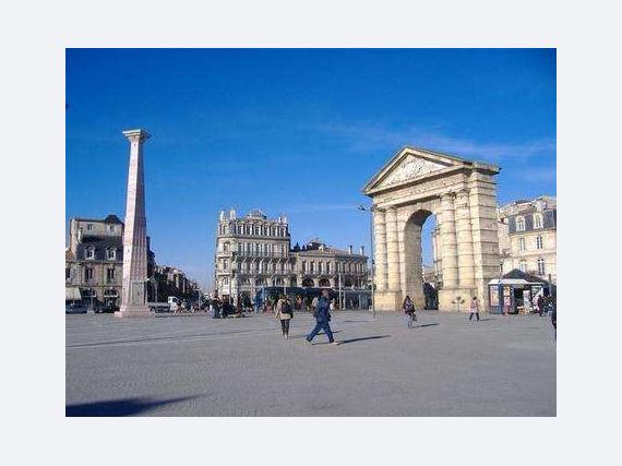 Appartement Rue duffour-dubergier à Bordeaux