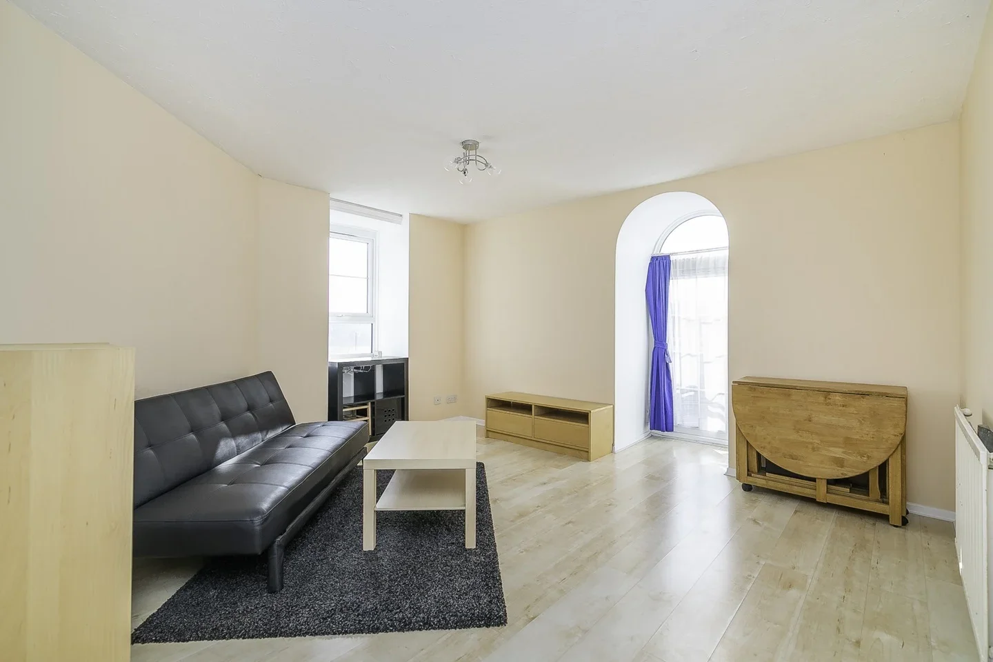 Flat Springfield Road in Greater London