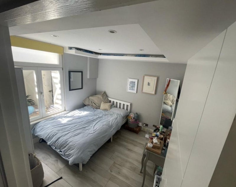 Room Arbour Square in Greater London