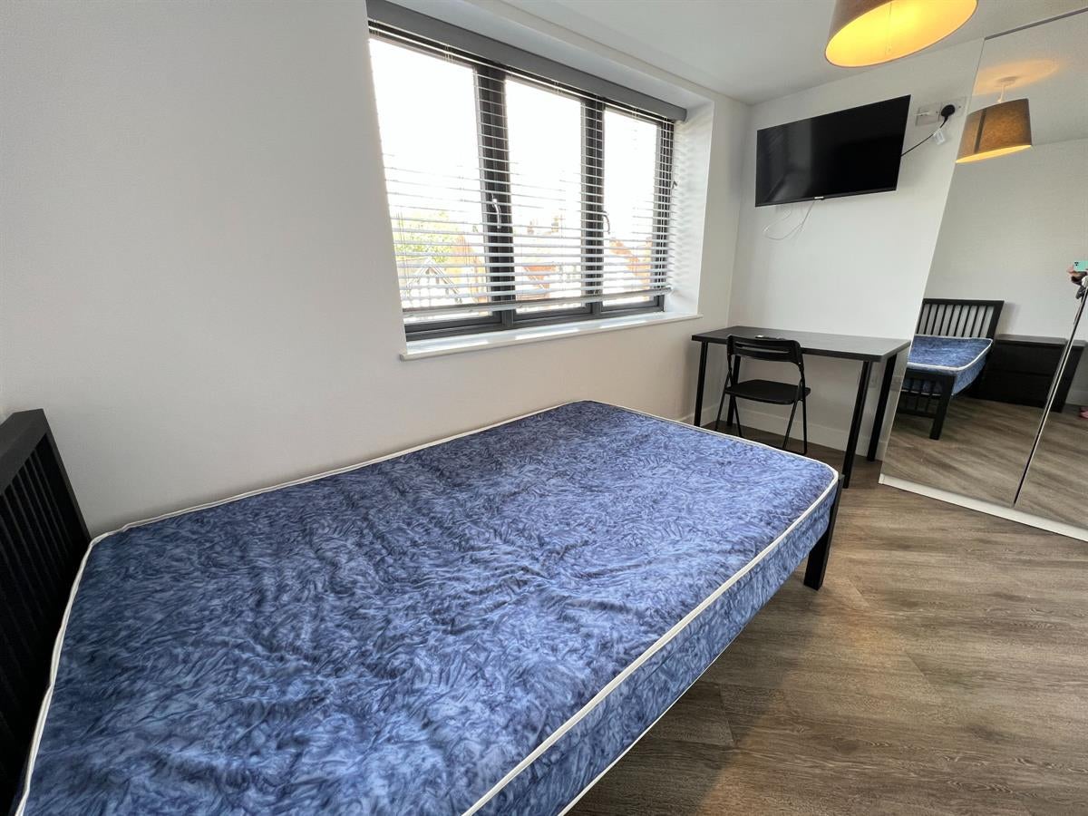 Flat Eton Road in Rushcliffe