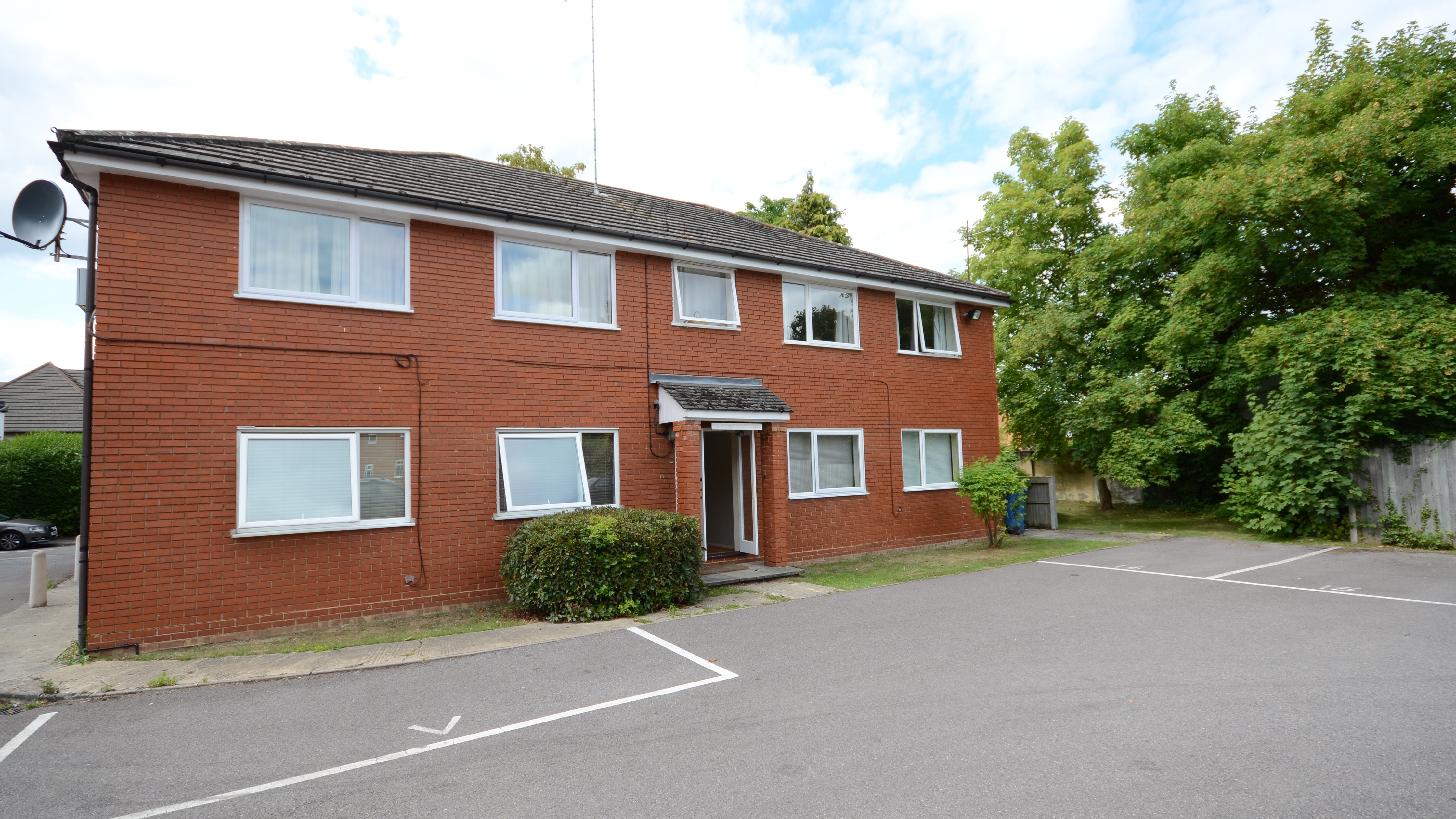 Flat Buxted Court in Buxted