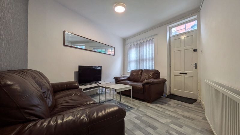Room Peveril Street in Nottingham