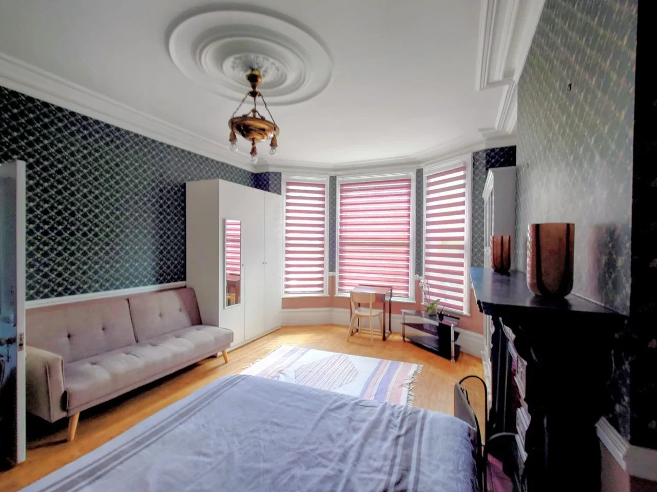 Room Muswell Avenue in Greater London