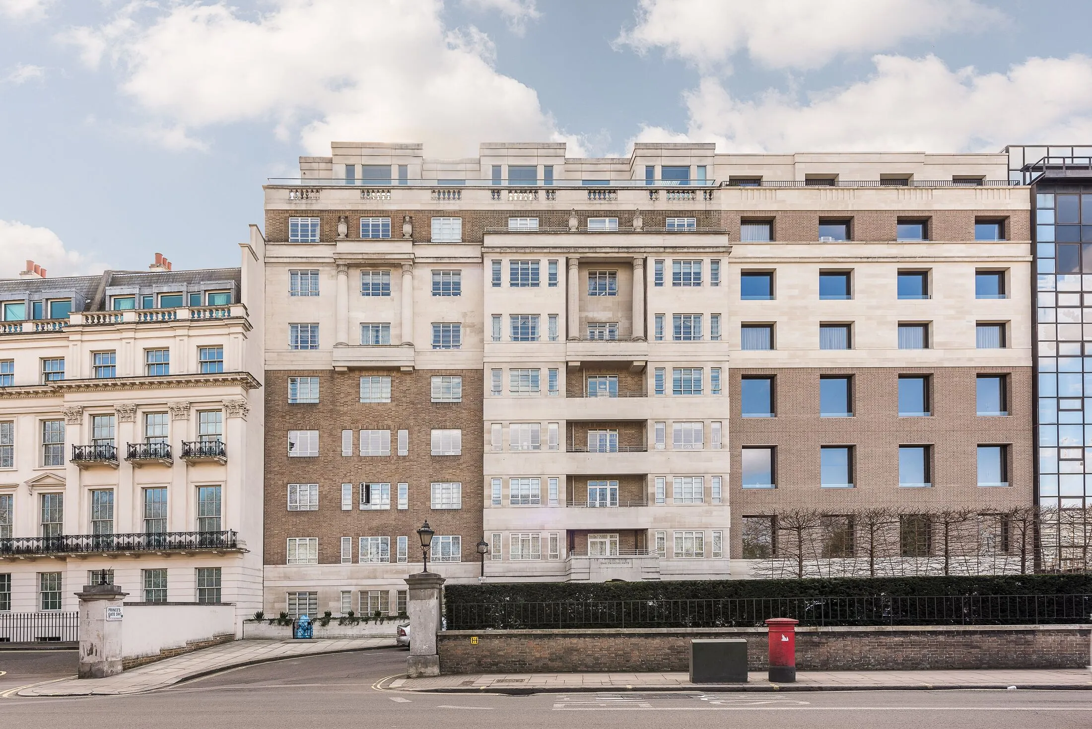 Flat Princes Gate in City of Westminster