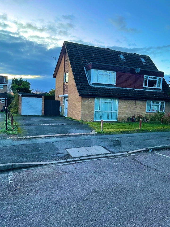 House Beaumont Close in Maidenhead