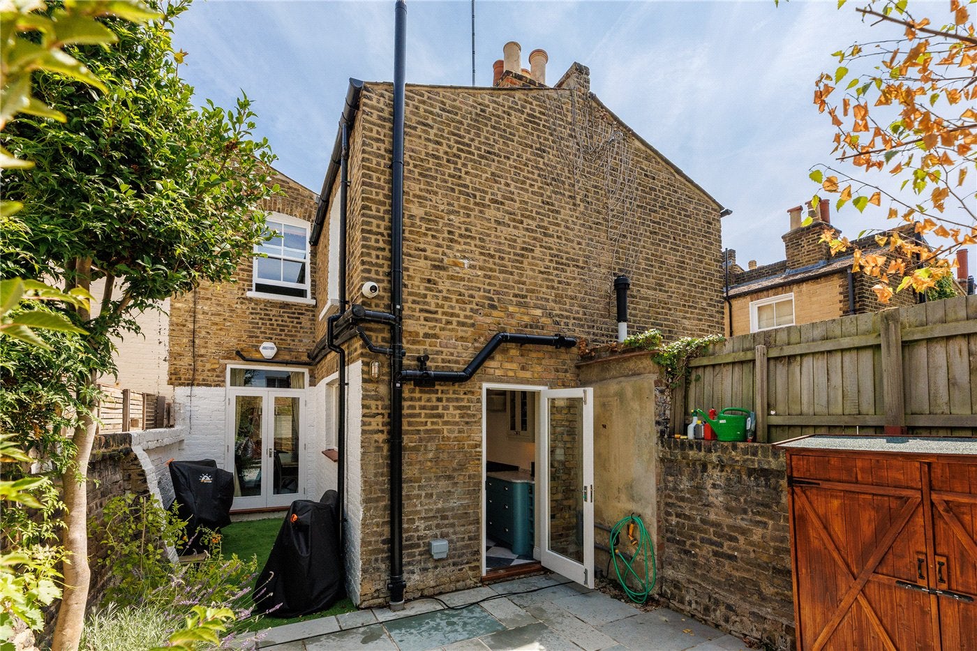 House Lifford Street in Greater London