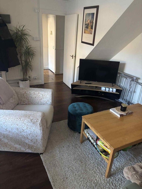 Room Goswell Road in Greater London