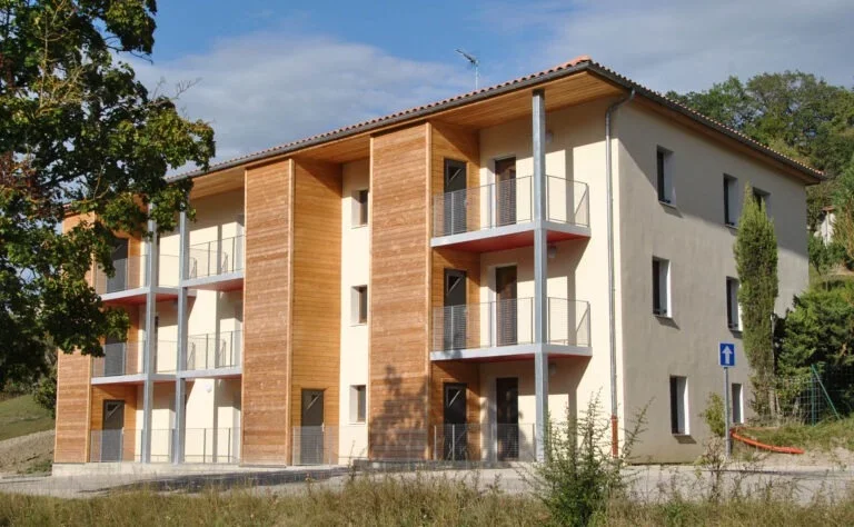 Appartement Rue du Couvent à Recoubeau-Jansac