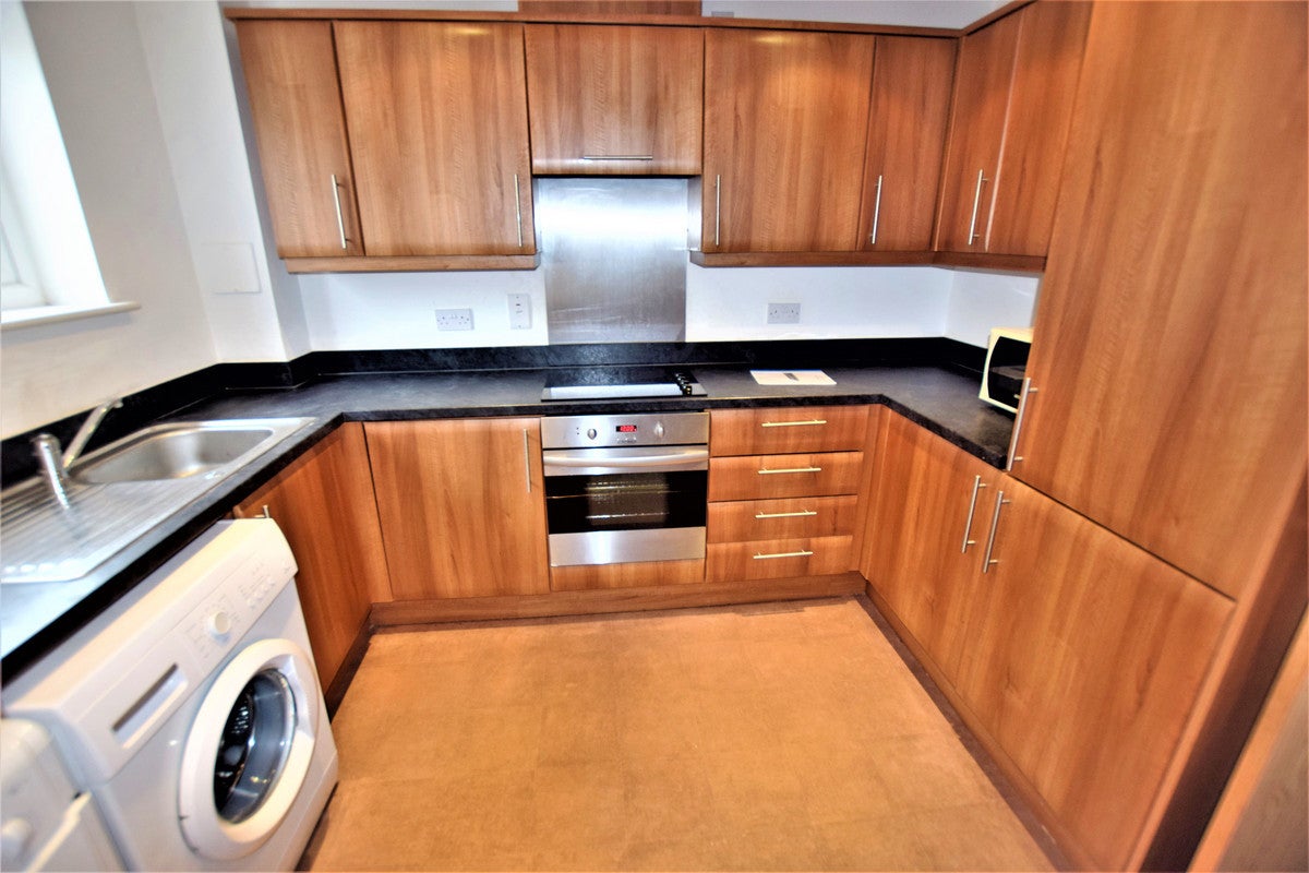 Flat Caelum Drive in Colchester