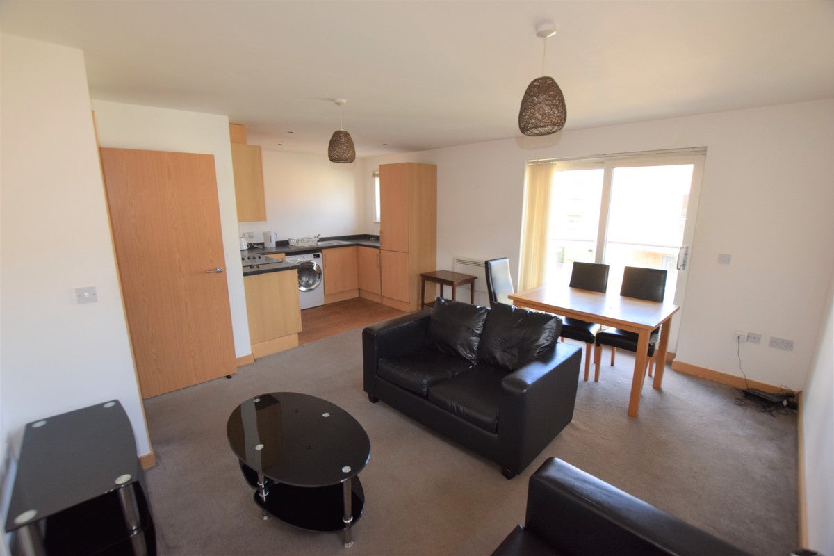 Flat Caelum Drive in Colchester
