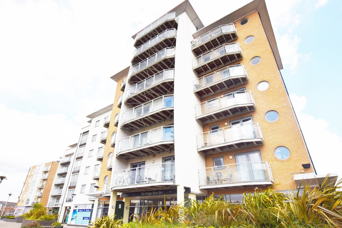 Flat Caelum Drive in Colchester
