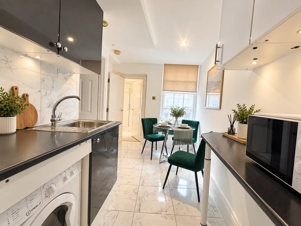 Flat Caledonian Road in Greater London