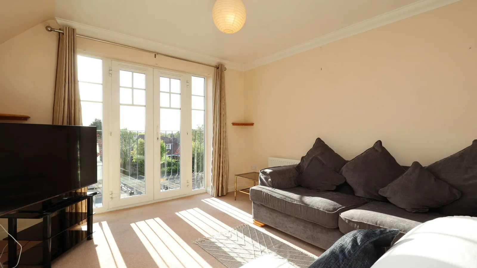 Flat Grove Court in Newbury