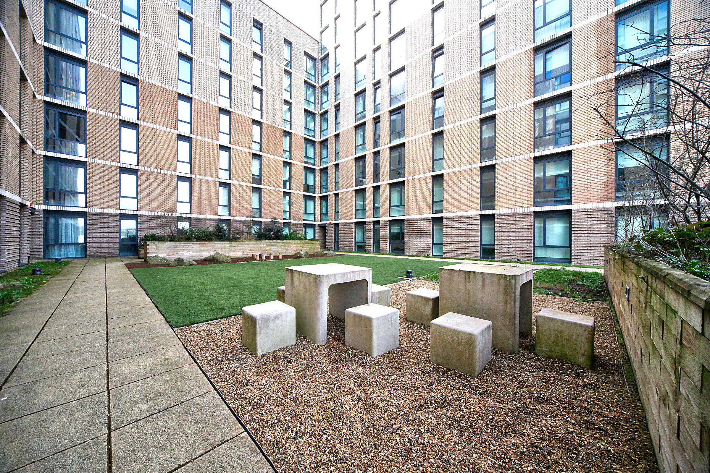 Flat Kimpton Road in Luton