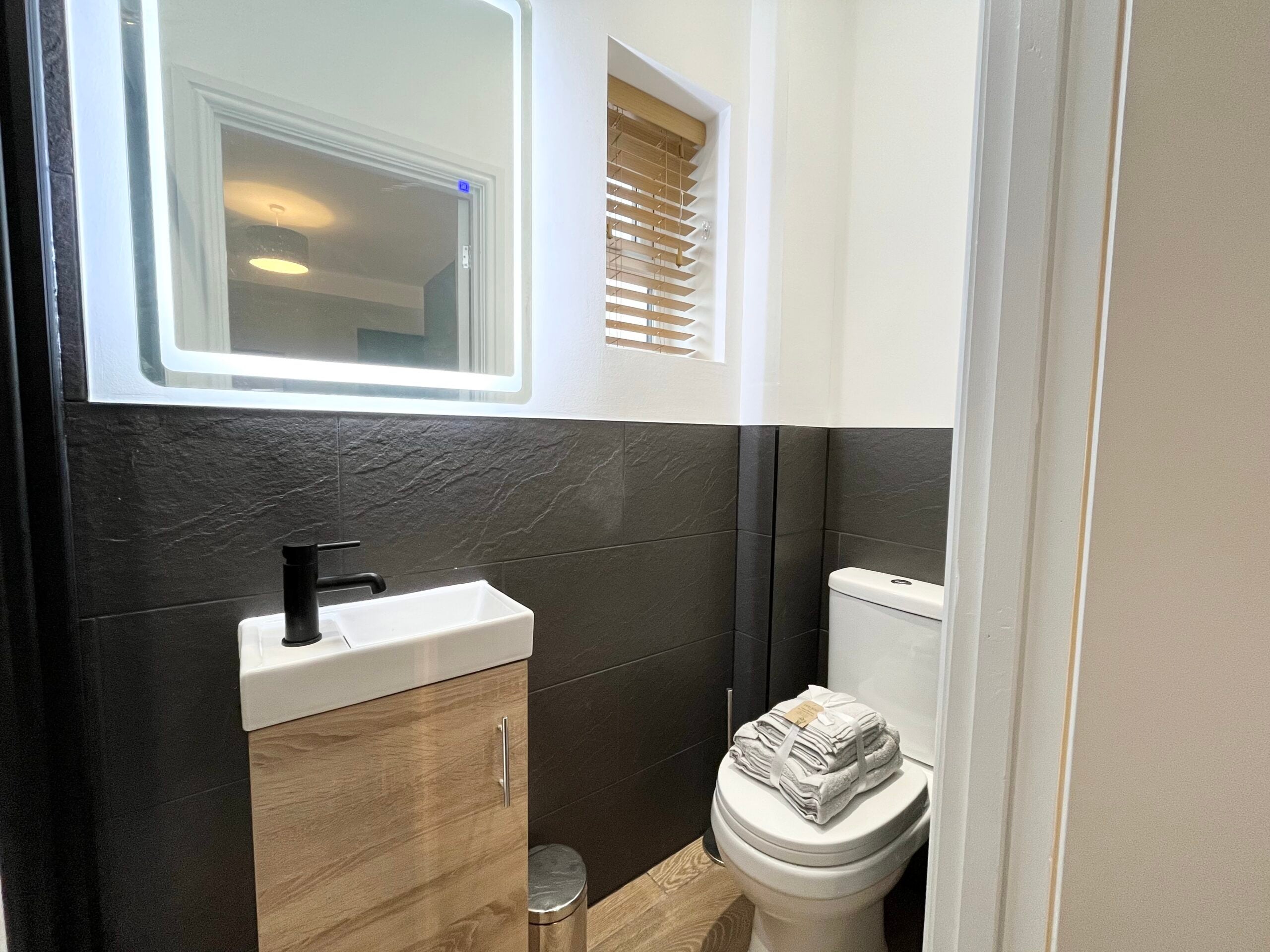 Room St Margarets Road in Peterborough