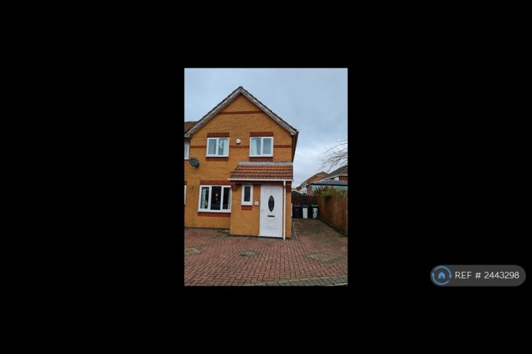 House St Martin's Drive in Sandwell