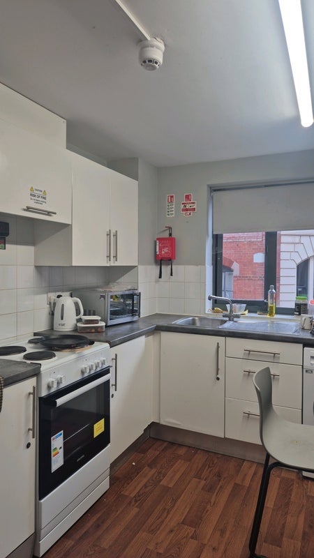 Room Grange Lane in Leicester