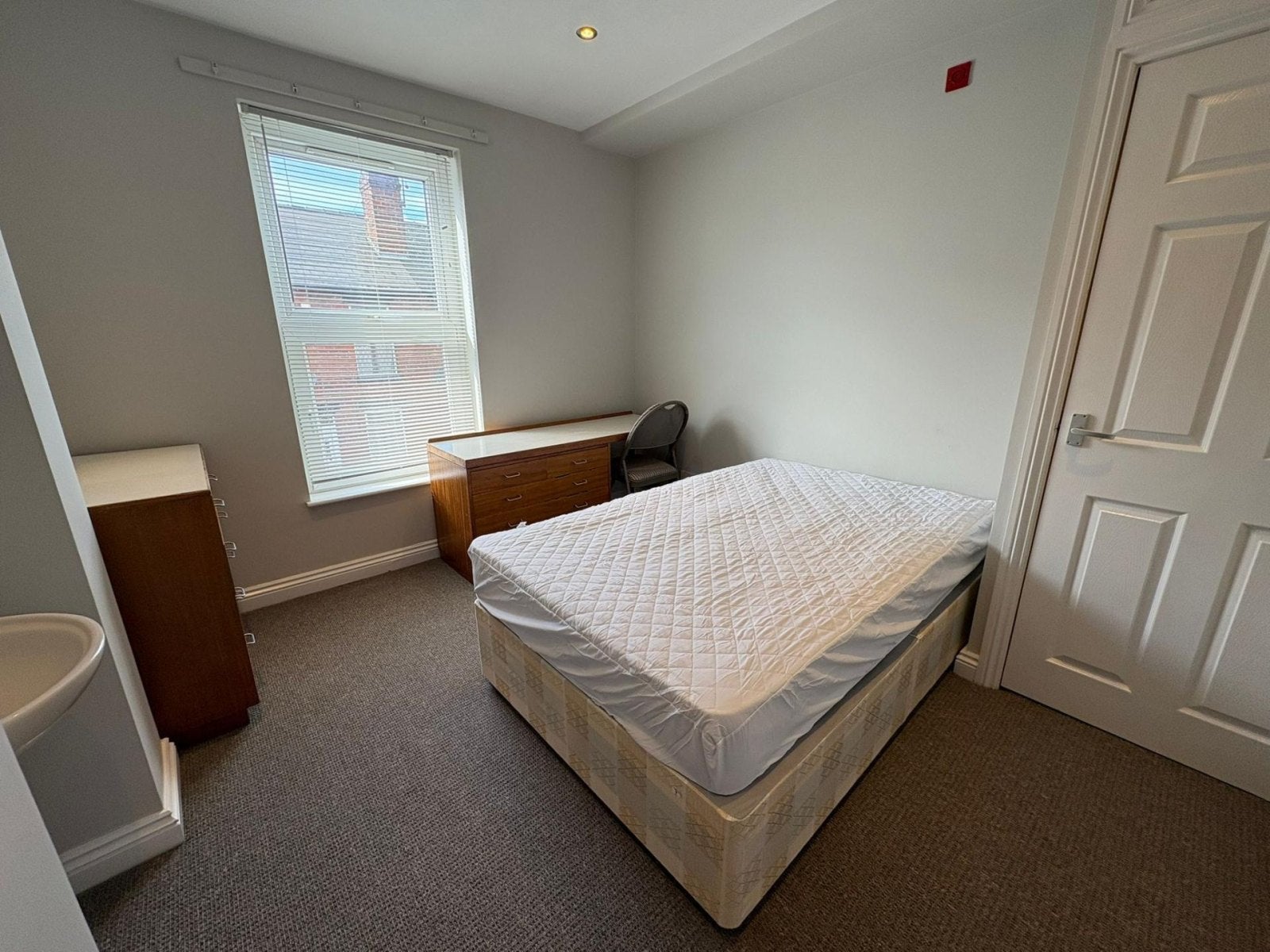 Flat Lancing Road in Sheffield