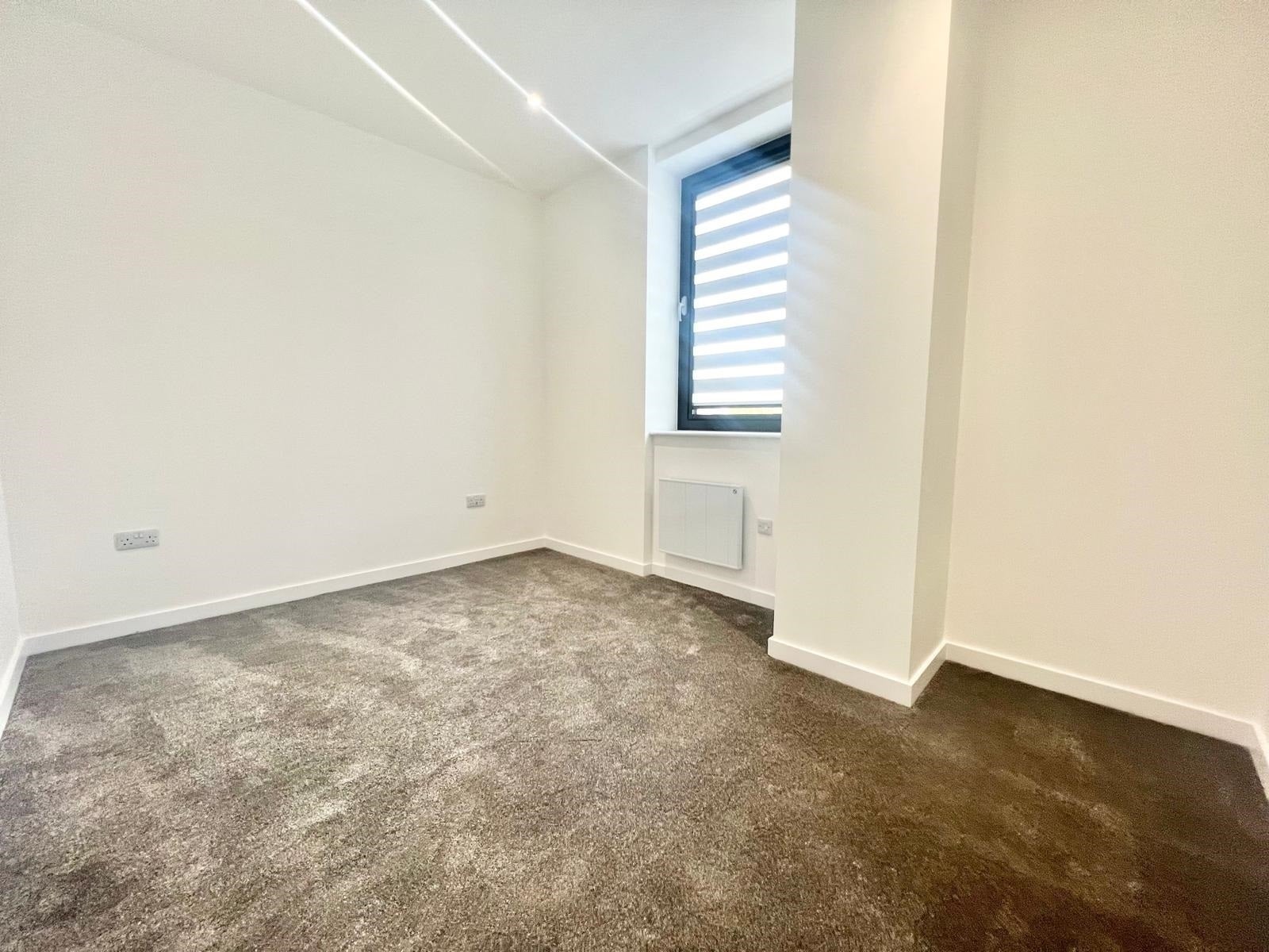 Flat Alençon Link in Basingstoke and Deane