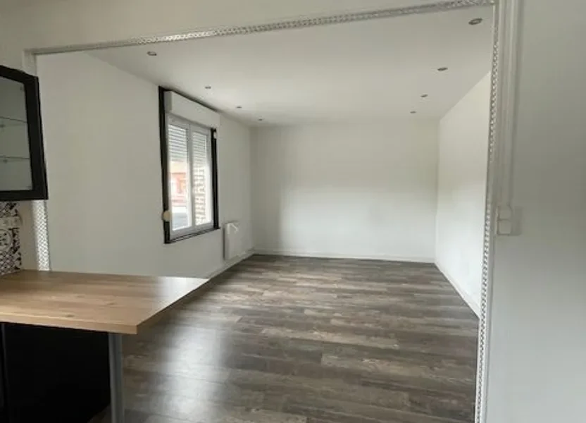 Chambre Quartier Chabaud Latour à Denain
