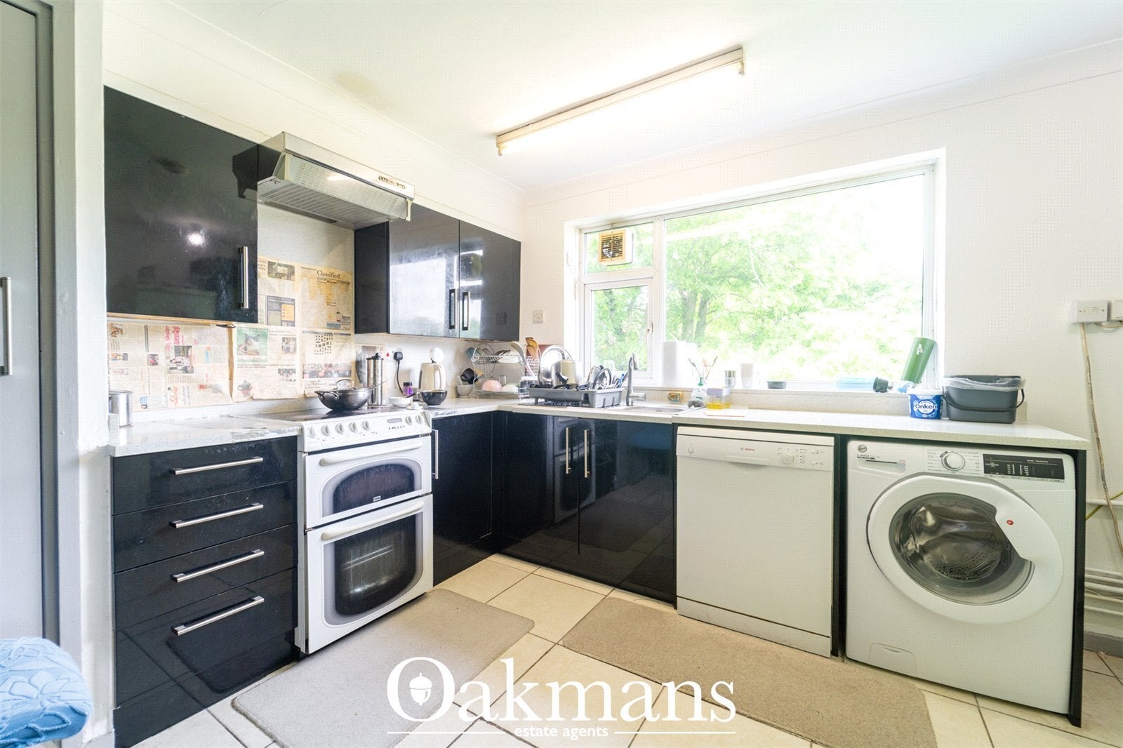 Flat Warwick Road in Metropolitan Borough of Solihull