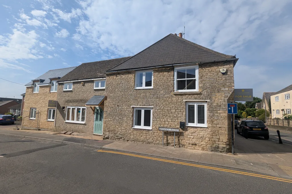 Flat Briar Court in Irthlingborough
