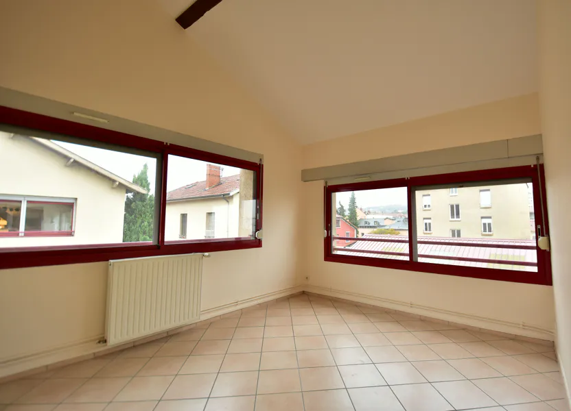 Flat Rue Charton in Oullins-Pierre-Bénite
