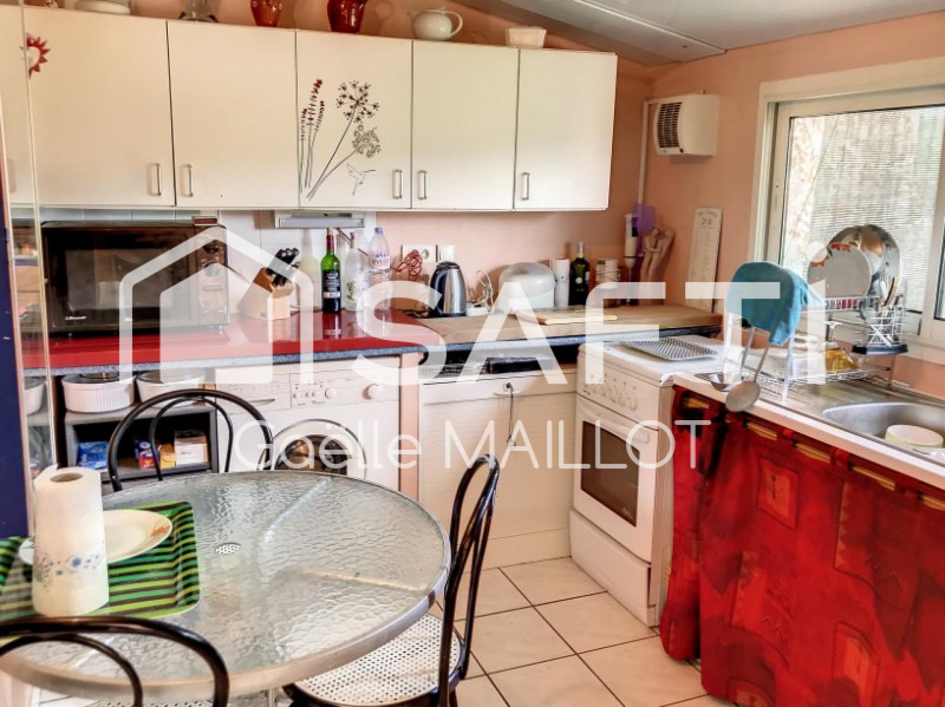 Appartement Avenue Jean Jaurès à Saint-Laurent-de-Cerdans