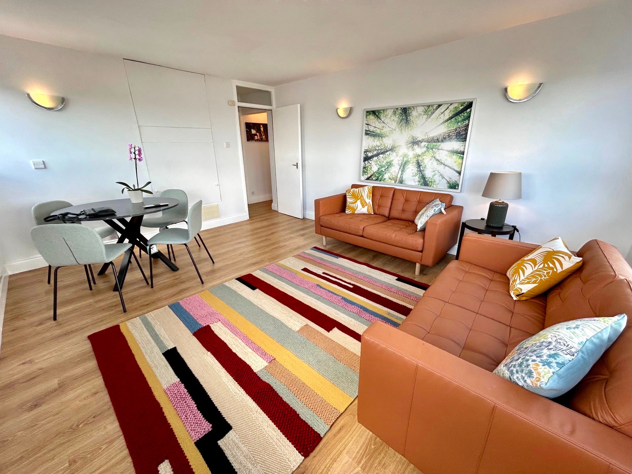 Flat Randall Close in Greater London