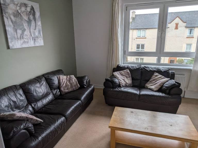 Flat Moat Drive in City of Edinburgh