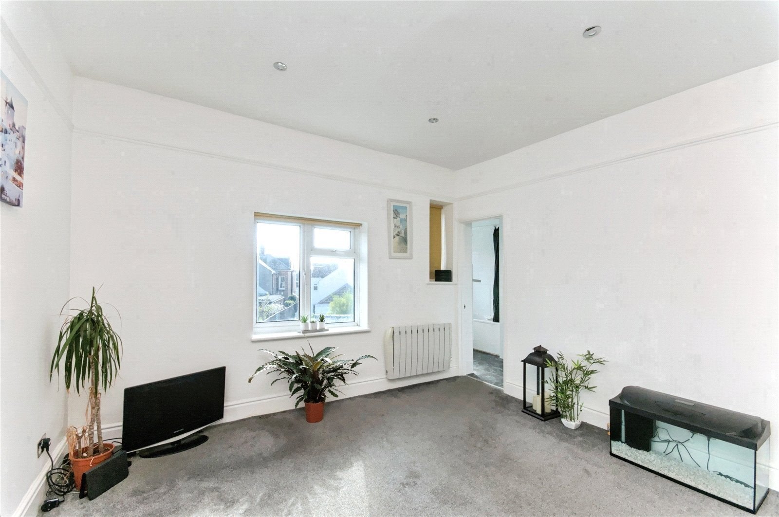 Flat Hurst Road in Eastbourne