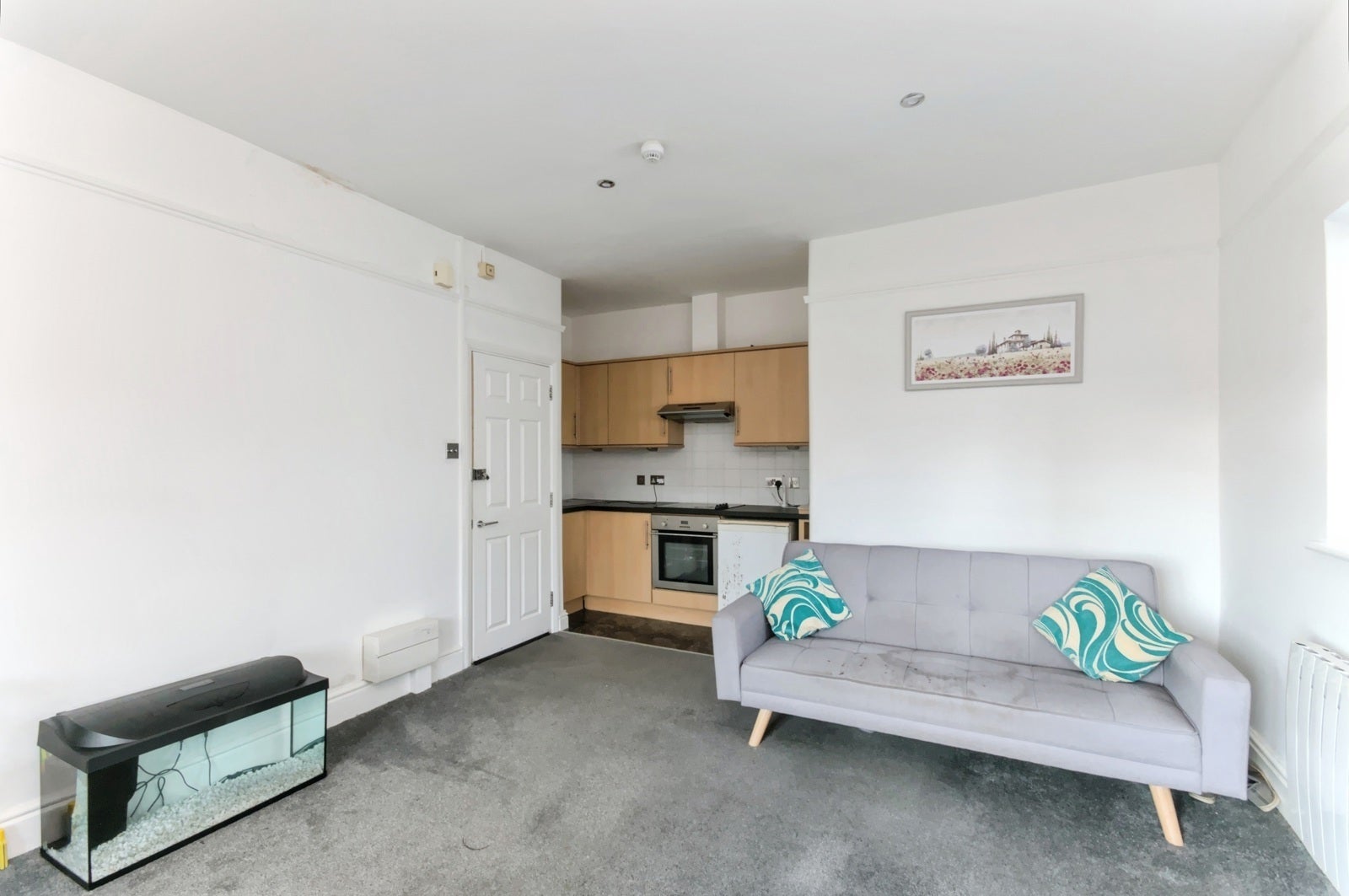 Flat Hurst Road in Eastbourne