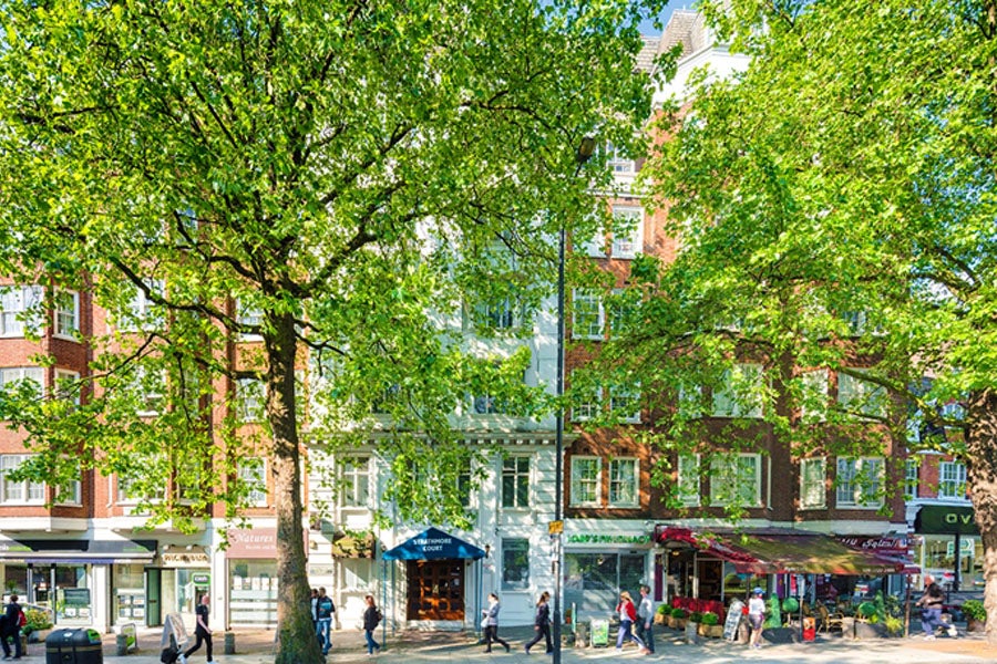 Flat Park Road in City of Westminster