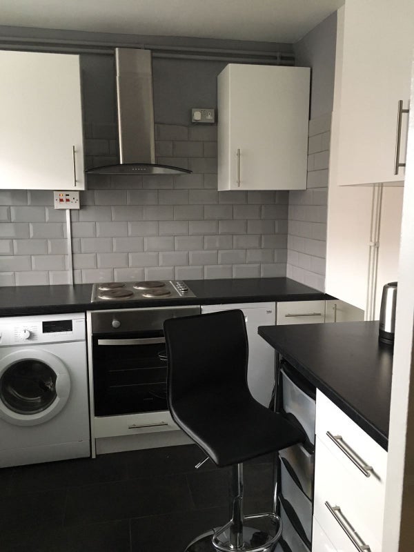 Room Brisbane Street in Greater London