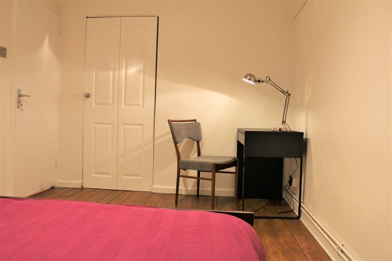 Room Brisbane Street in Greater London